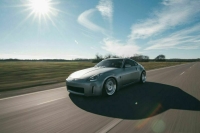 Автоэксперт посоветовал начинающим водителям не покупать спорткары