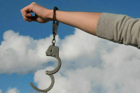 Ожидавший экстрадицию из Италии в США Артем Усс скрылся