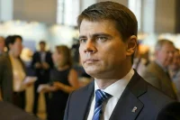 Боярский призвал комплексно бороться с незаконной расклейкой объявлений