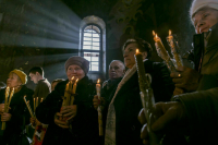 В Киево-Печерской лавре на молитву собрались сотни верующих