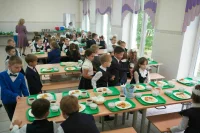 Горячее питание в школах станет обязательным
