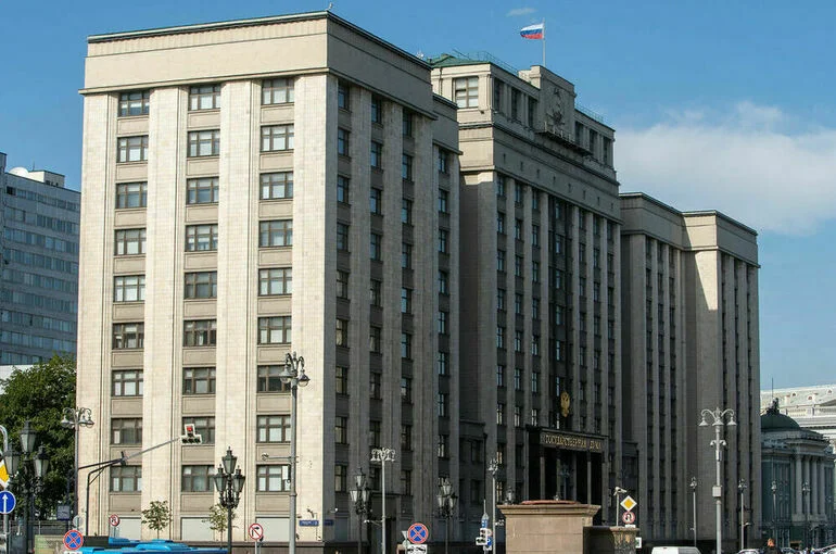 Совет Думы перенес рассмотрение законопроектов об обороте табака