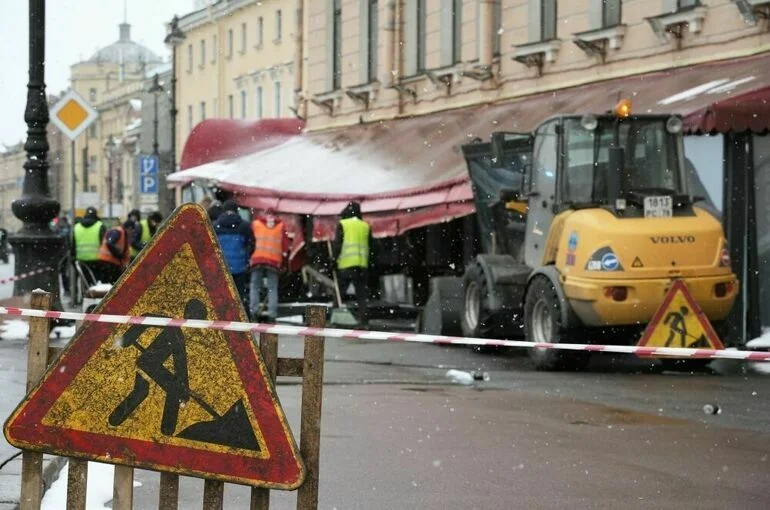 За помощью после взрыва в Петербурге обратились 40 человек