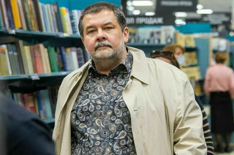Писатель Лукьяненко рассказал, чем займется в Общественной палате