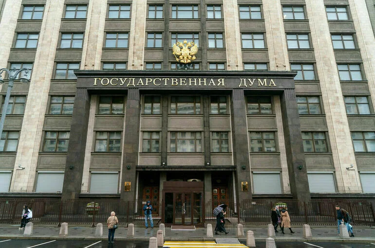 Комитет Госдумы одобрил итоговый доклад по биолабораториям США на Украине