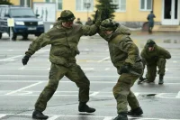 Сенатор Кожин объяснил важность военных сборов