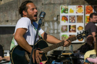 Уличных музыкантов в Петербурге поделят на тихих, громких и умеренных