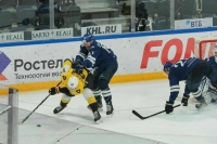 В КХЛ могут начать регулировать отъезд игроков в НХЛ