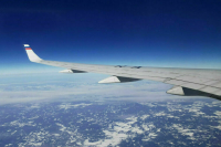 Спецрейс с Благодатным огнем вылетел из Израиля в Россию