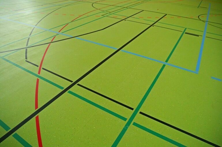 СК проверяет факт госпитализации первоклассницы в школе Петербурга