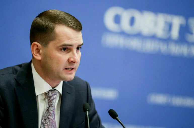 Нилов призвал не обсуждать тему мобилизации