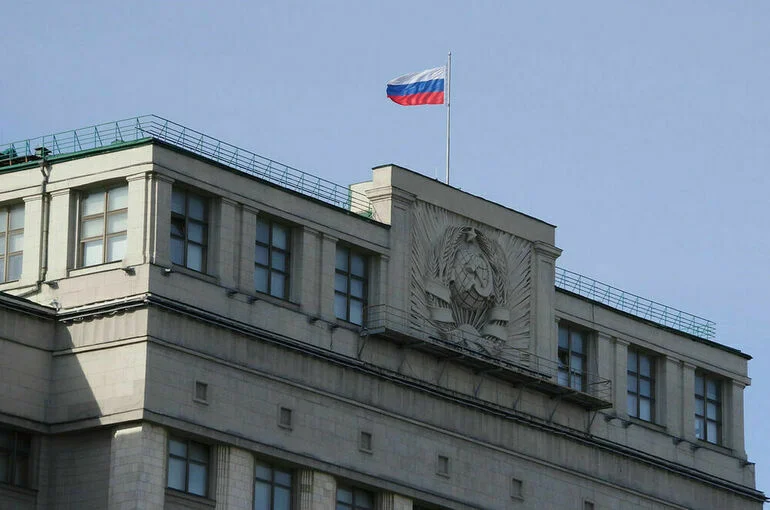 Госдума приняла закон об увеличении порога страхования средств в НПФ