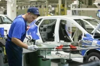 Для работников автопромышленности попросили ввести отсрочку от армии