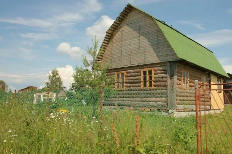 Дачные участки, заросшие травой, будут искать с беспилотников
