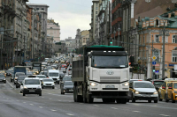 Водителей грузовиков обяжут получать разрешения на перевоз большого груза