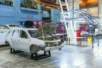 Совфед одобрил закон о продлении действия специнвестконтрактов в автопроме