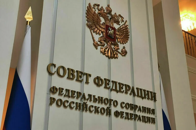 В Комитете Совфеда рекомендовали ускорить введение маркировки воды для детей