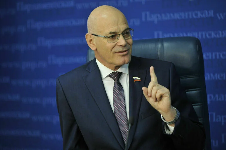 Круглый заявил об отсутствии нарушений в ходе референдума в Узбекистане