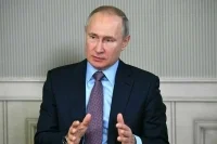 Путин попросил кабмин обеспечить отдых в лагерях детей из регионов с пожарами