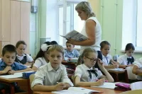 Премии учителям предложили освободить от подоходного налога