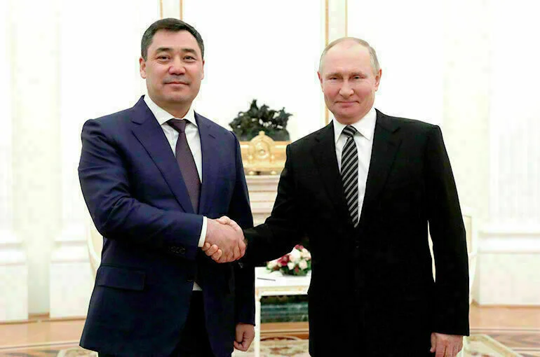 Путин проведет переговоры с президентом Киргизии Жапаровым 8 мая