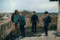 Гидов-нелегалов пытаются согнать с крыш и достать из-под земли