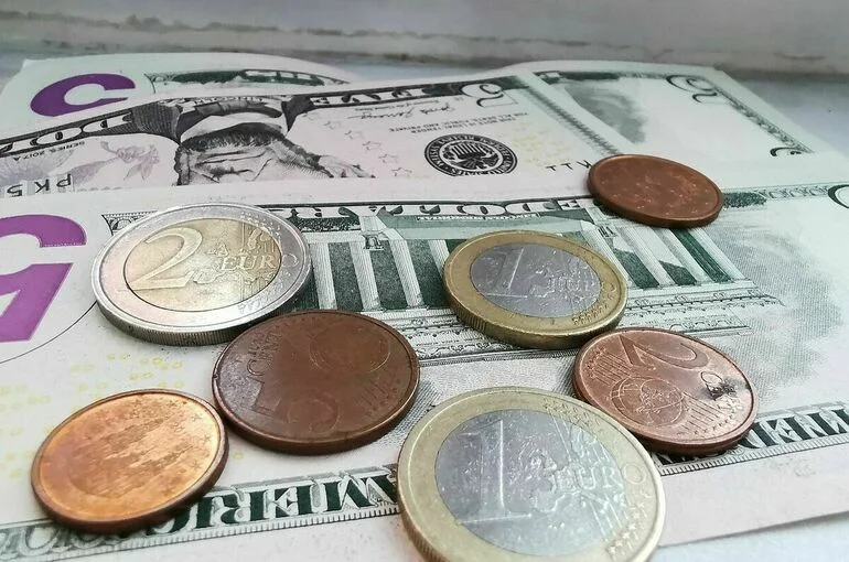 Швейцария допустила использование денег России на восстановление Украины