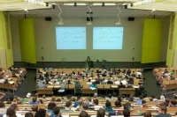 Вузам рекомендовали не допускать на занятия студентов с ОРВИ и сыпью