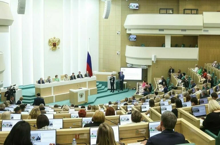 Матвиенко: Нужно «ставить на место» за халатность при оснащении ФАПов