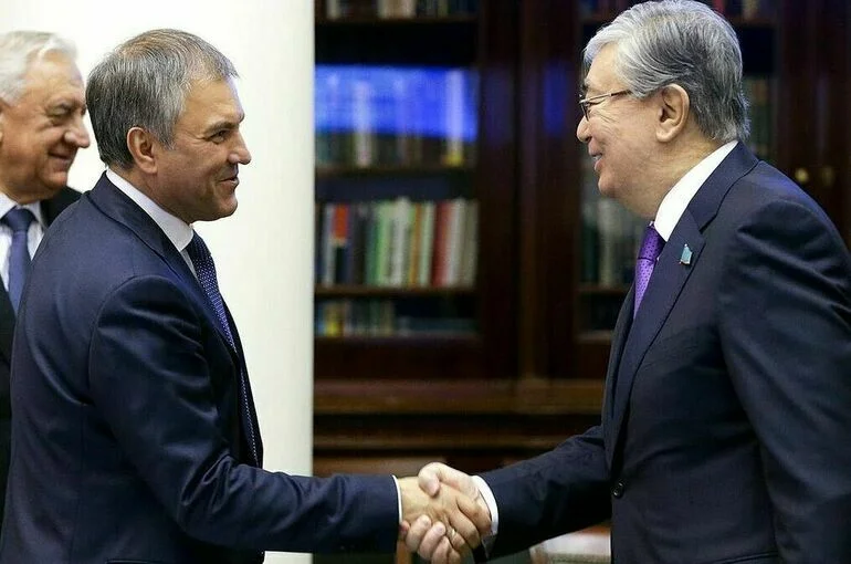 Володин поздравил президента Казахстана с 70-летием