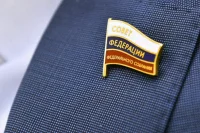 Сенатор Валерий Семенов подал заявление о досрочном сложении полномочий
