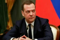 Медведев прибыл в Лаос на переговоры с руководством страны