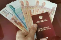 Военных пенсионеров — предпринимателей освободят от страховых взносов