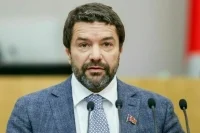 Ющенко: Киев воюет с историей, лишая Брежнева статуса почетного гражданина