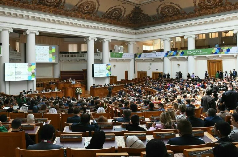 Матвиенко рассчитывает на принятие закона о медицинских отходах до конца года