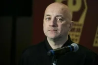 Прилепин допустил территориальный конфликт между РФ и Прибалтикой