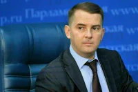 Ярослав Нилов: Сертификаты на вещи для новорожденных надо выдавать семьям во всех регионах