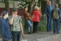 Эвакуированные из-за беспилотников москвичи возвращаются домой