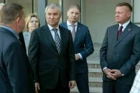 Володин ознакомился с ходом строительства поликлиники в Курске