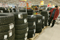 В России запретили использовать летом шипованные шины