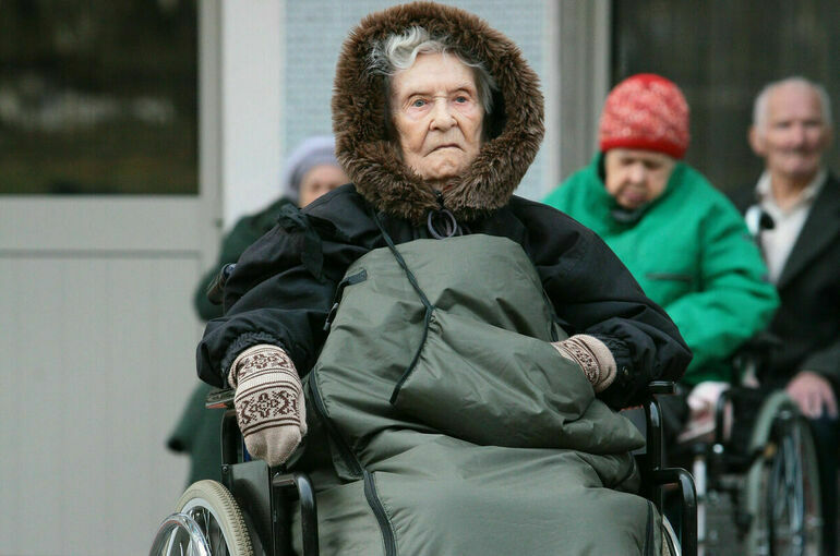 Опекунам предложат заполнить новую форму заявления