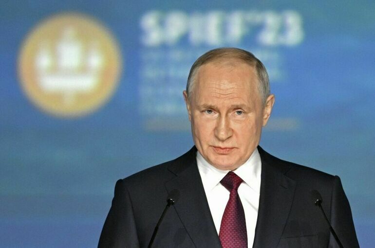 Путин назвал сохранение экономической устойчивости «медицинским фактом»