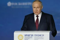 Путин поручил создать в России экономику высоких зарплат