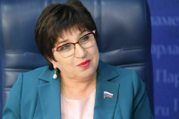 Хохлова объяснила значение законопроекта о статусе многодетной семьи