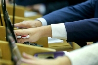 Госдума рассмотрит инициативу о расследовании преступлений Киева против детей