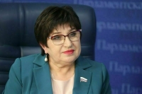 Многодетные семьи предлагают обслуживать в поликлиниках вне очереди