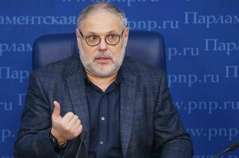 Экономист назвал причины разработки Британией закона о санкциях к России