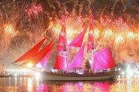 В Петербурге транспорт будет работать круглосуточно в ночь «Алых парусов»