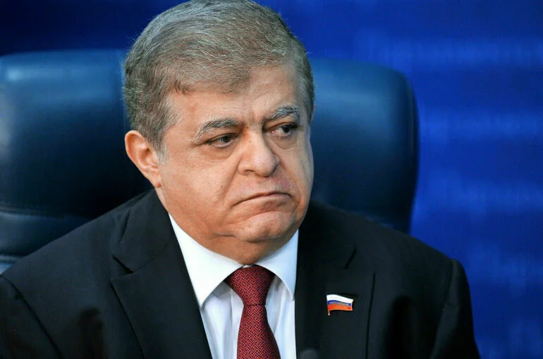 Владимир Джабаров: Новые антироссийские санкции лишь ускорят отказ от доллара в мире