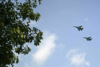 Российские Су-27 сопроводили два британских истребителя над Черным морем